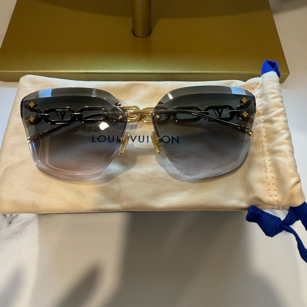 Louis Vuitton Women's Sunglasses - Black and Gold